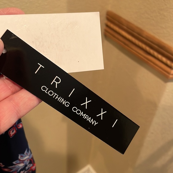 COPY - NWT PRECIOUS COLD SHOULDER DRESS - Picture 3 of 5